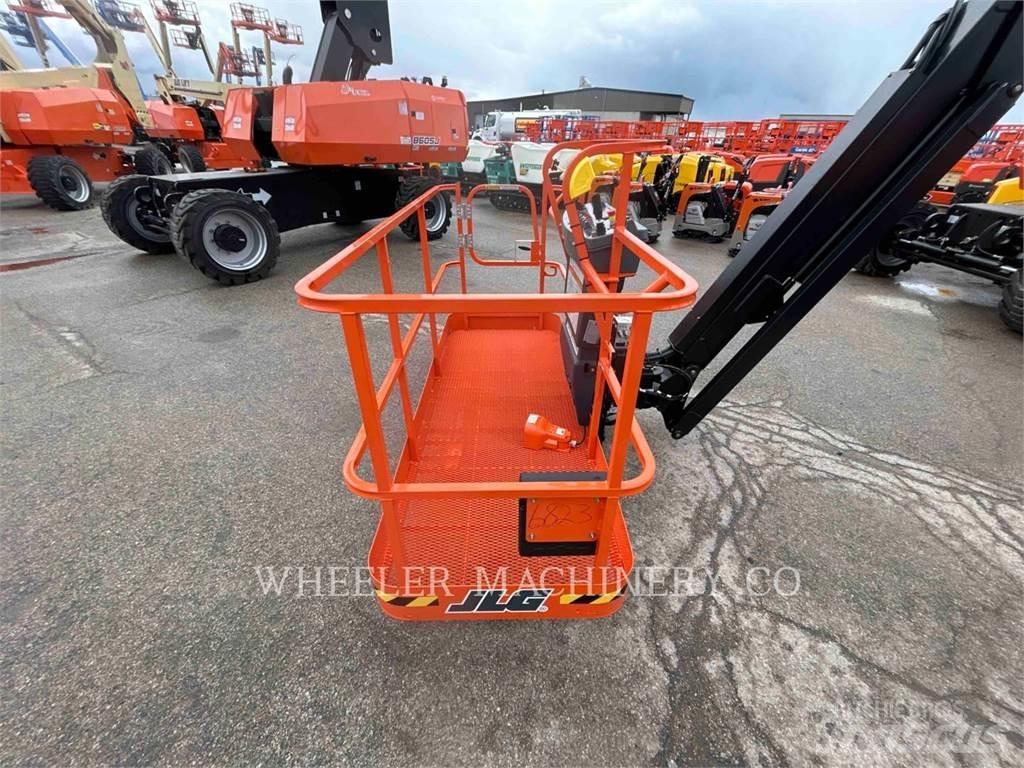 JLG 660SJ Alkūniniai keltuvai