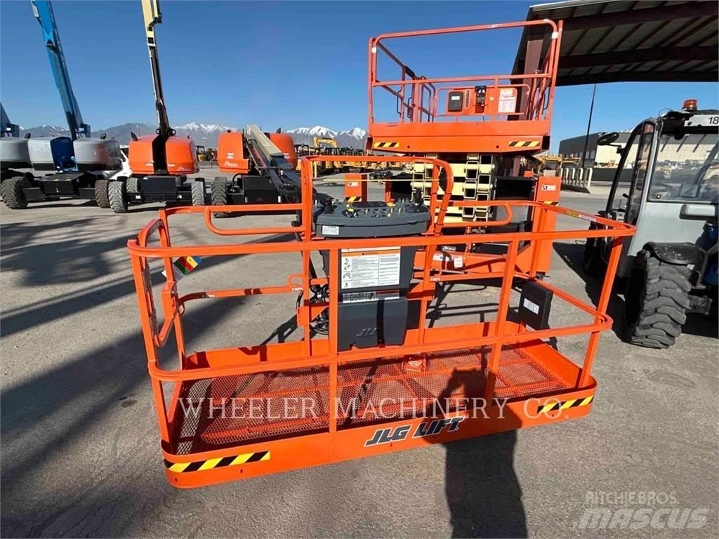 JLG 660SJ Alkūniniai keltuvai