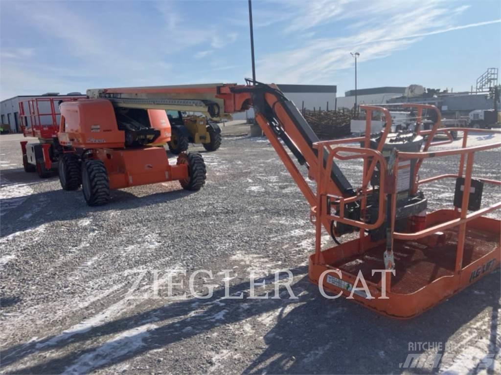 JLG 660SJ Alkūniniai keltuvai
