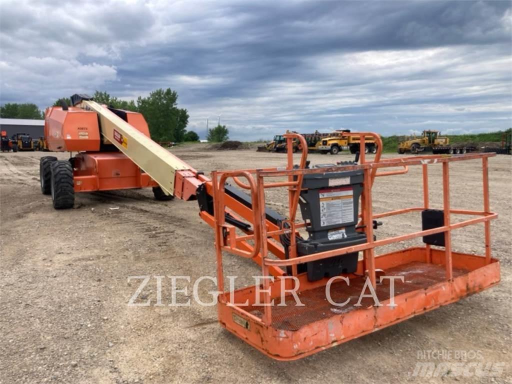 JLG 660SJ Alkūniniai keltuvai