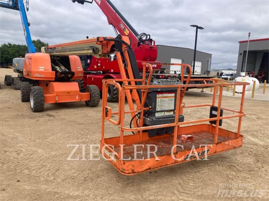 JLG 660SJ Alkūniniai keltuvai