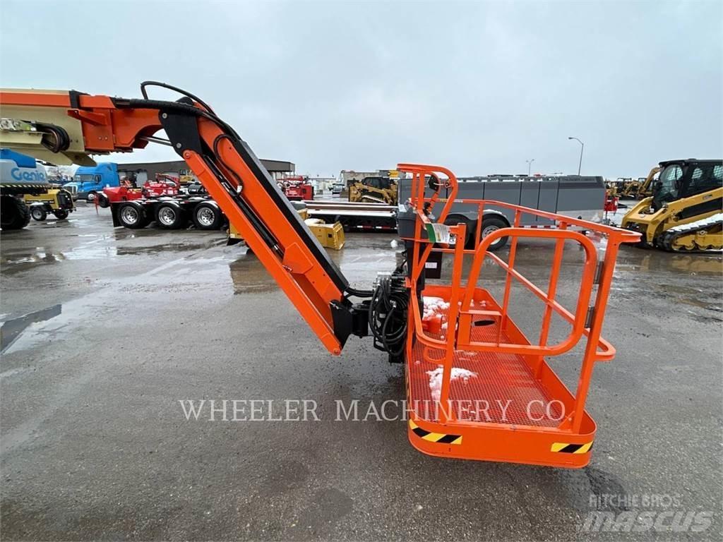 JLG 660SJ SP Alkūniniai keltuvai