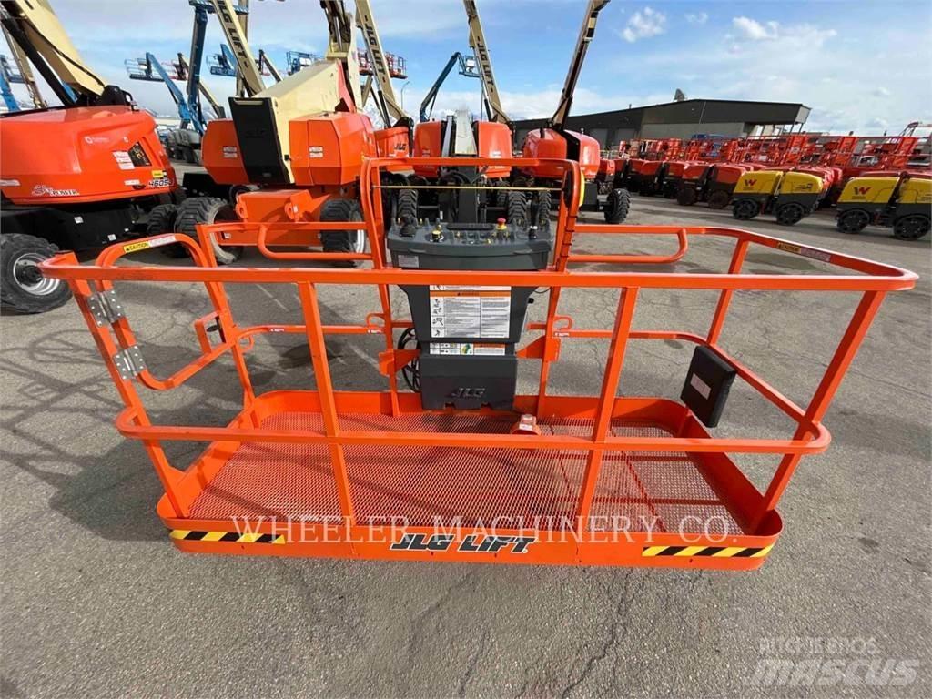 JLG 660SJ SP Alkūniniai keltuvai