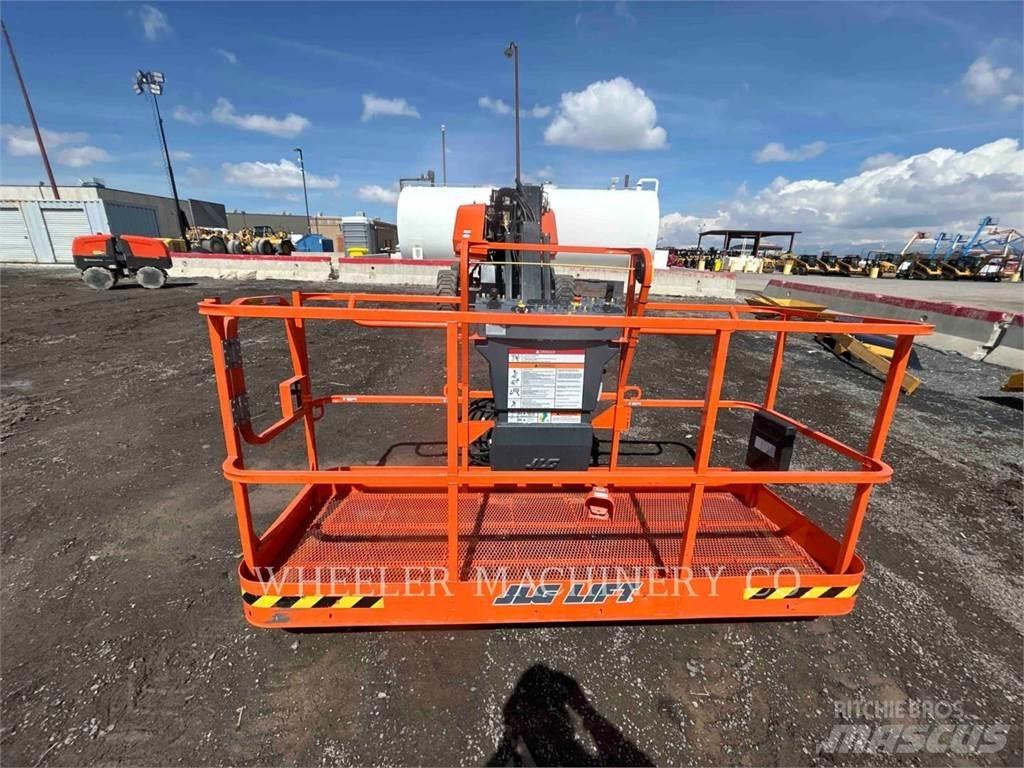 JLG 660SJ SP Alkūniniai keltuvai
