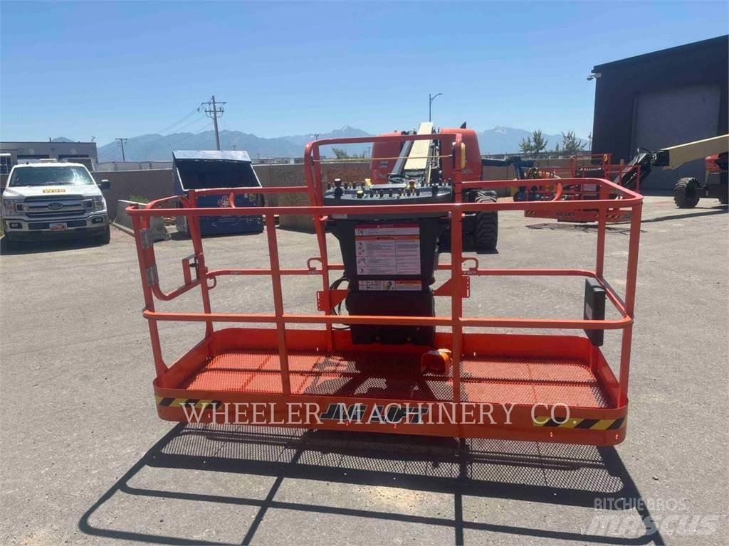 JLG 660SJ SP Alkūniniai keltuvai