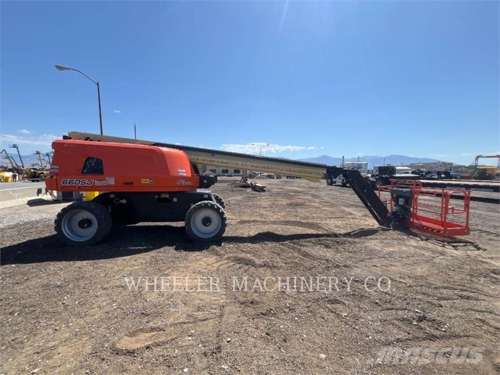 JLG 660SJ SP Alkūniniai keltuvai
