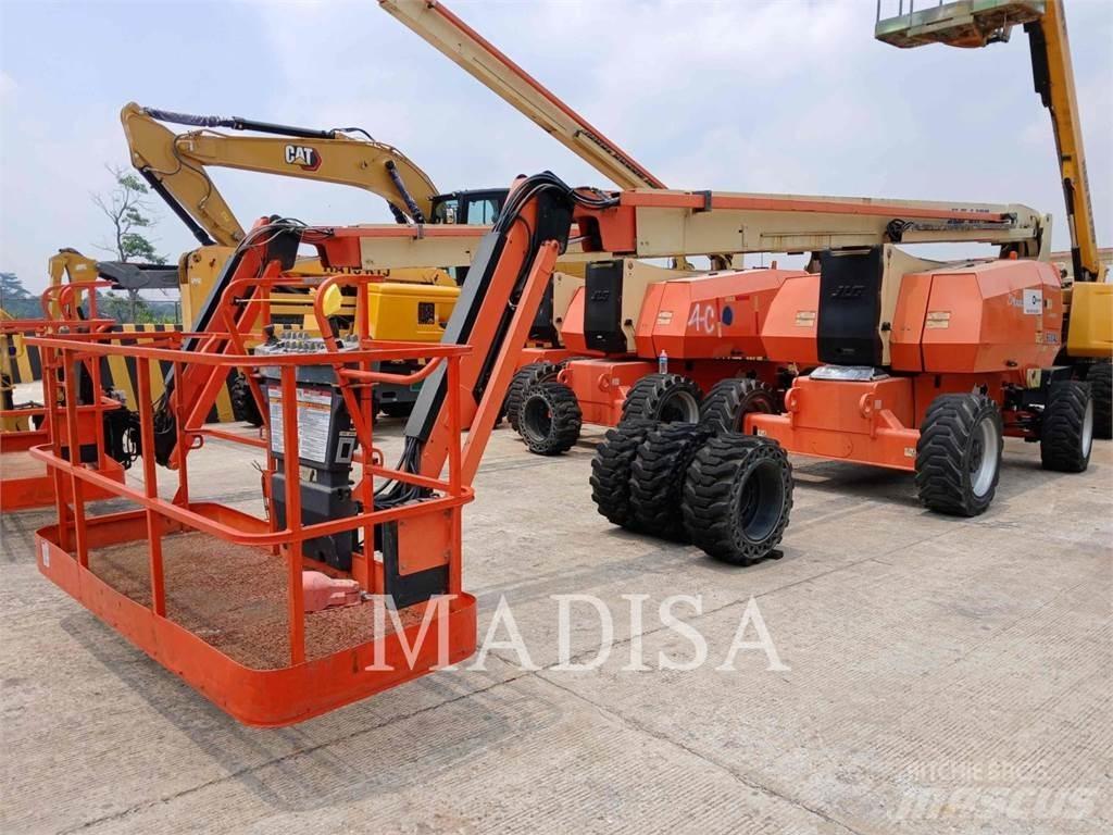 JLG 800 AJ Alkūniniai keltuvai