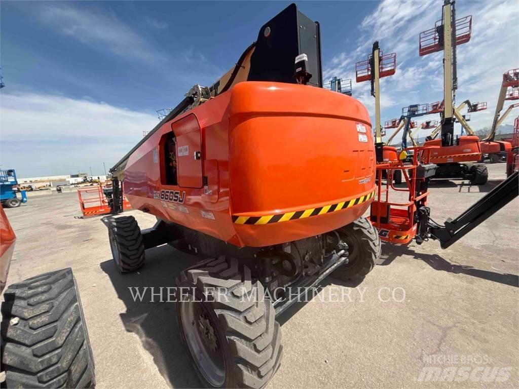 JLG 860SJ SP Alkūniniai keltuvai