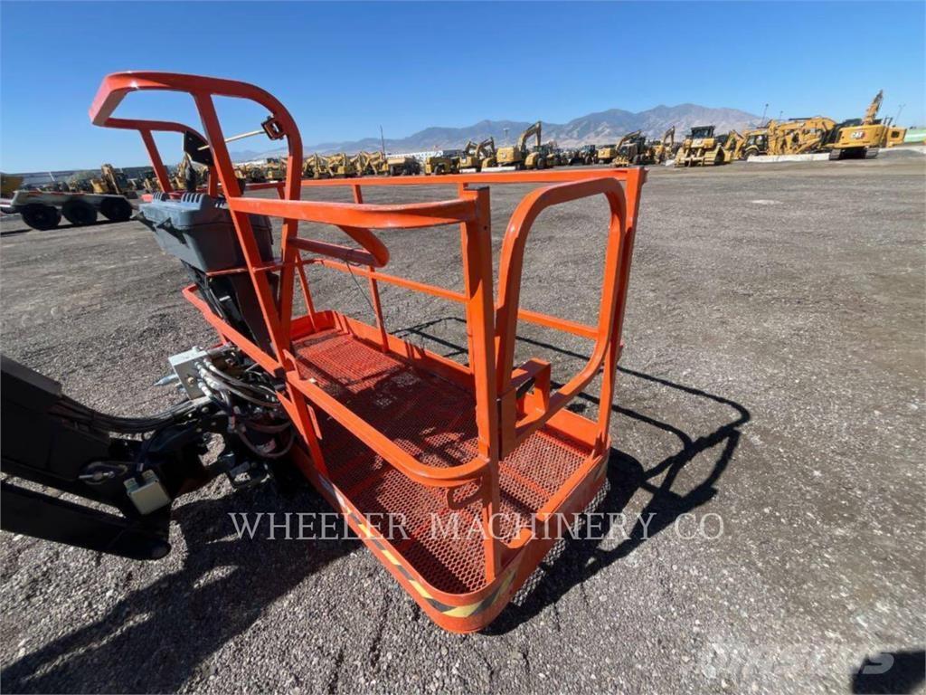 JLG 860SJ SP Alkūniniai keltuvai