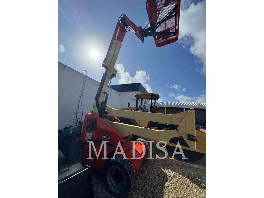 JLG E450AJ Alkūniniai keltuvai