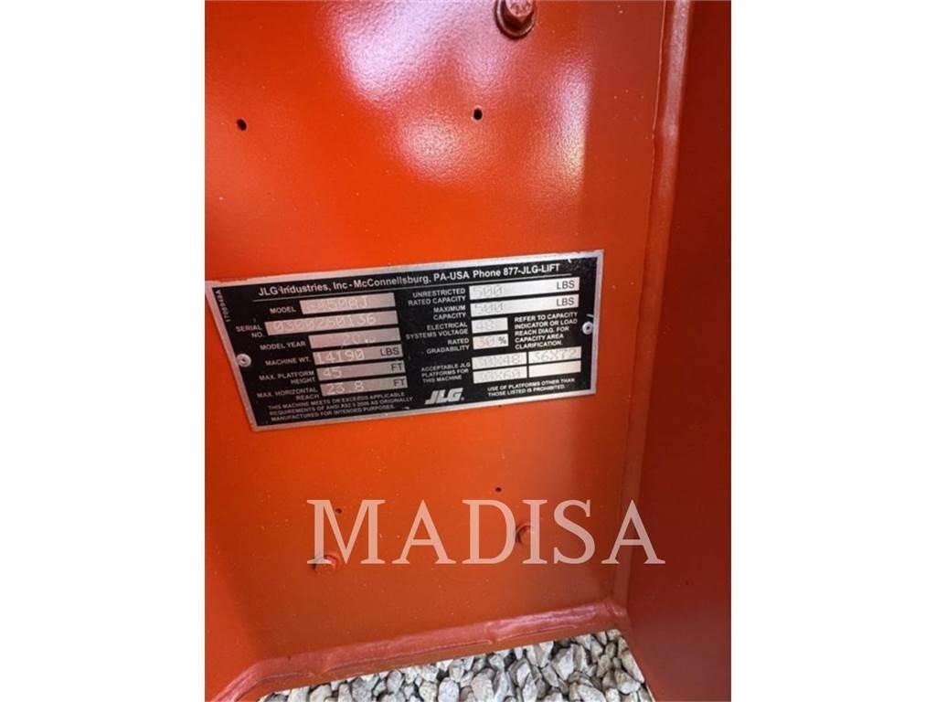 JLG E450AJ Alkūniniai keltuvai