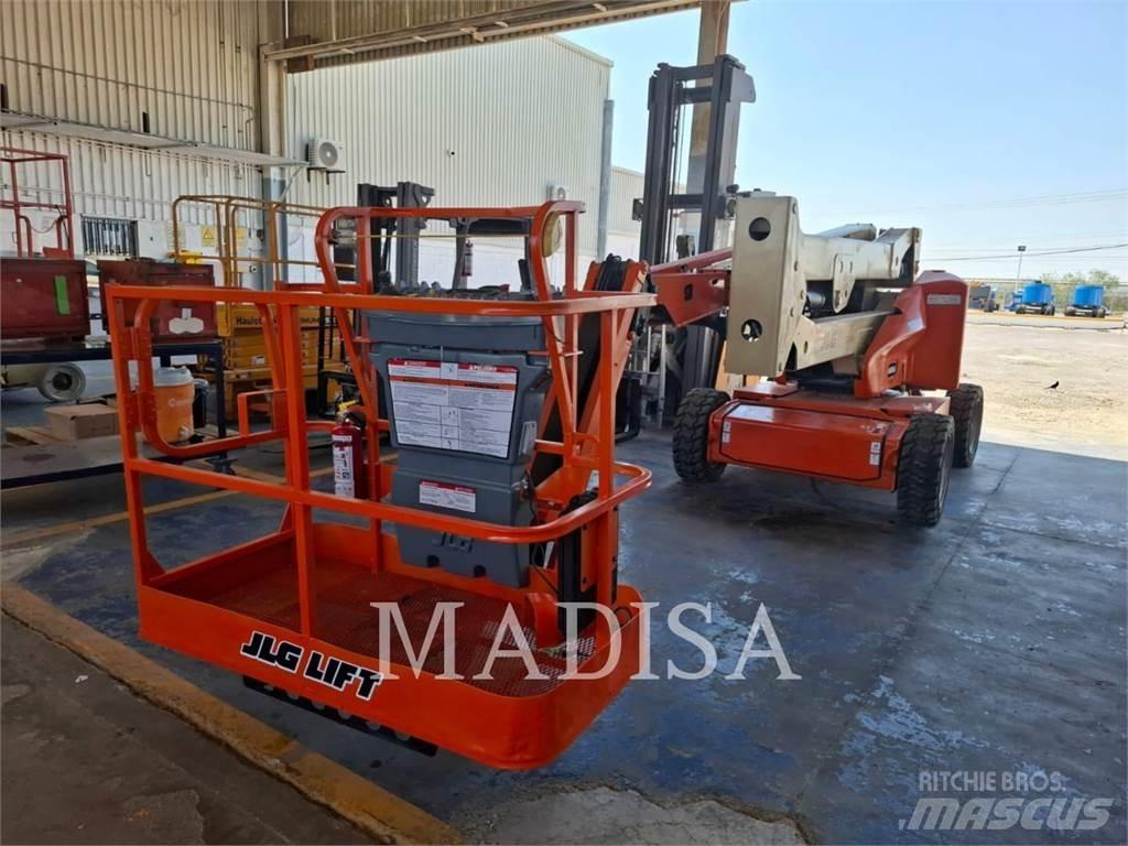 JLG E450AJ Alkūniniai keltuvai
