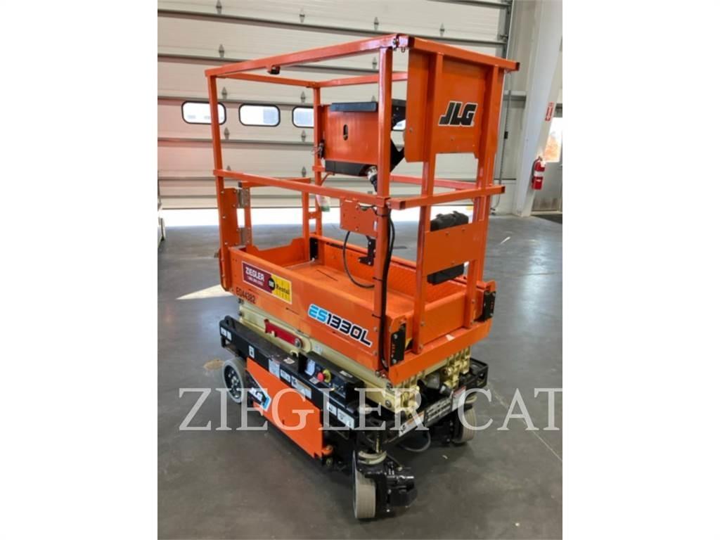 JLG ES1330L Žirkliniai keltuvai