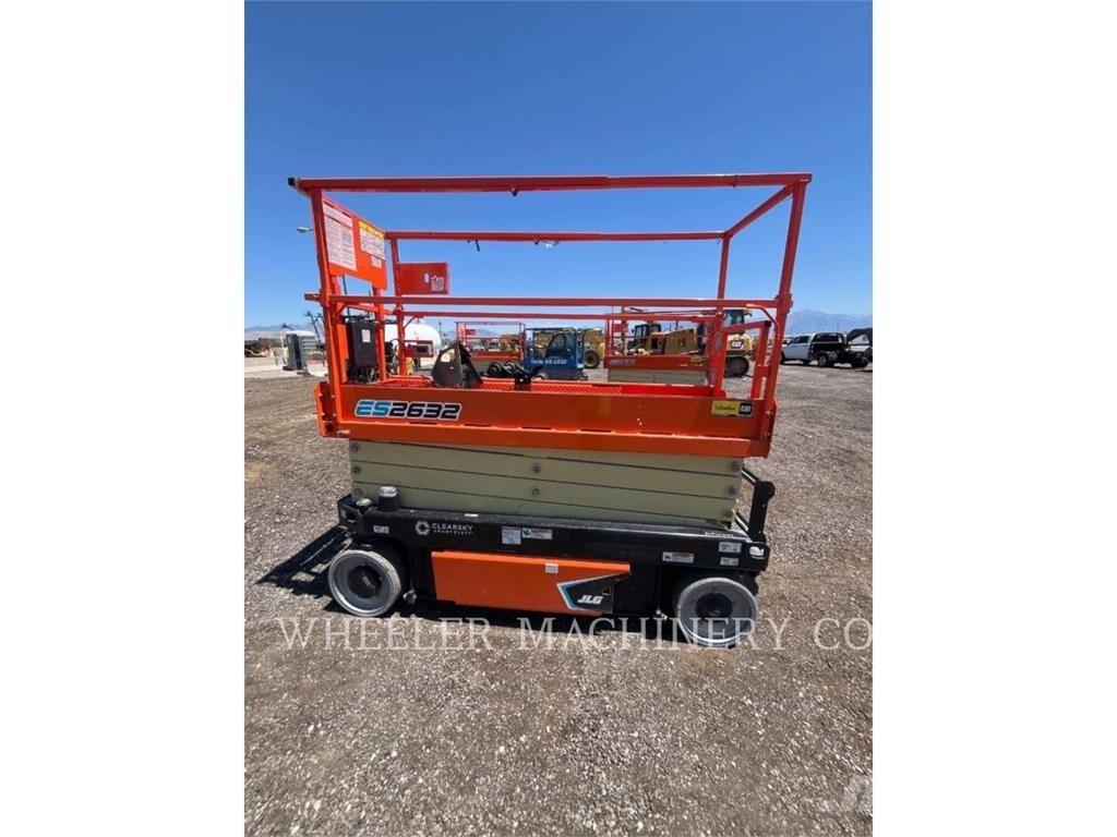 JLG ES2632 Žirkliniai keltuvai