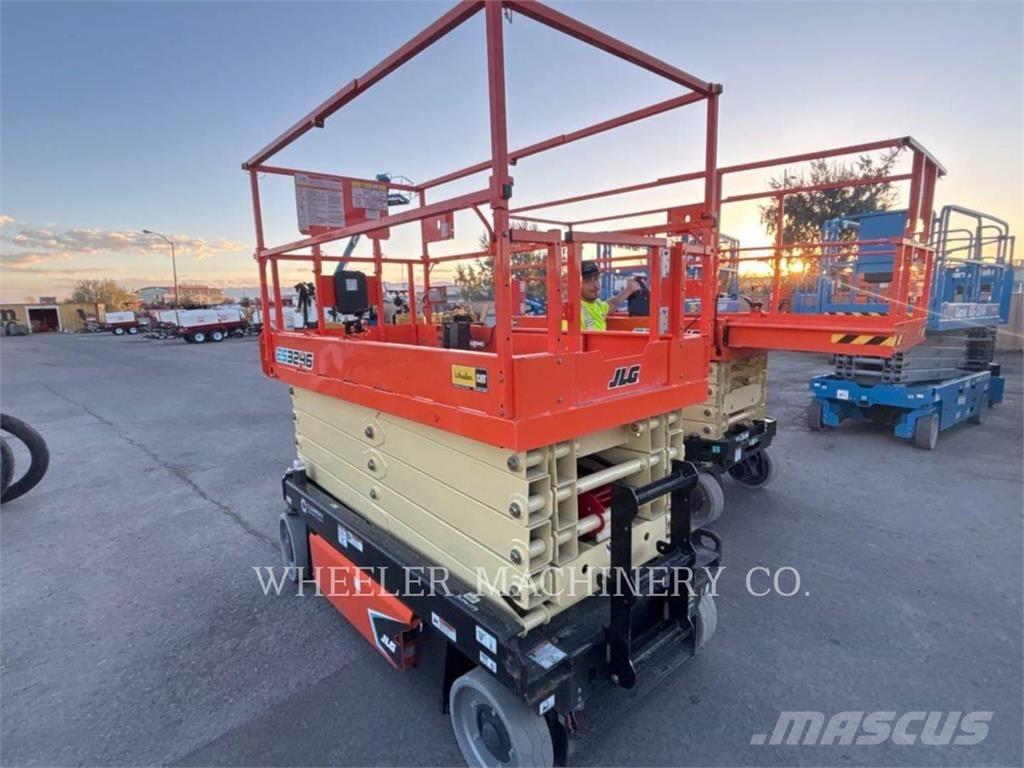 JLG ES3246 Žirkliniai keltuvai