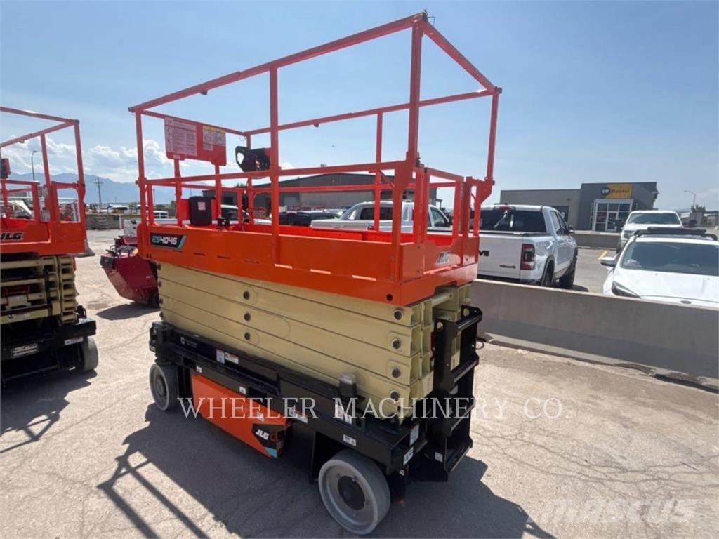 JLG ES4046 Žirkliniai keltuvai