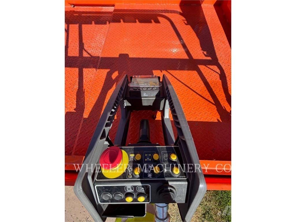 JLG RT3369 Žirkliniai keltuvai
