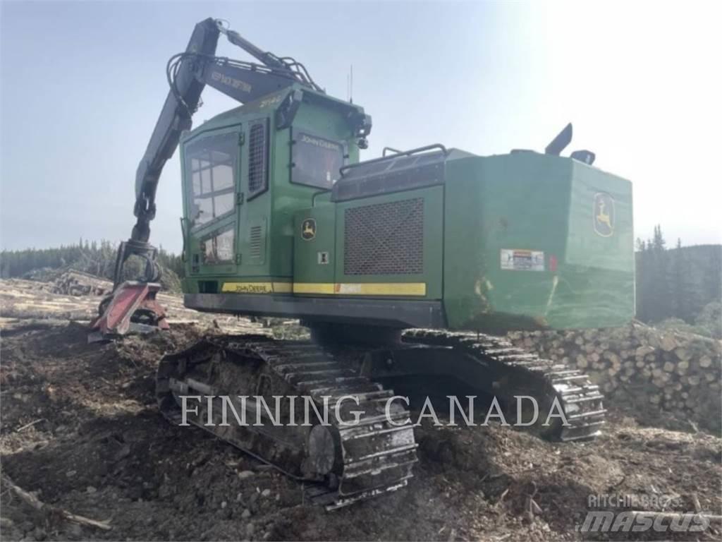 John Deere 2154G Ekskavatoriai