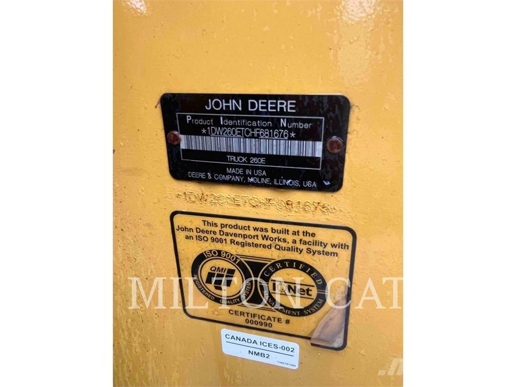 John Deere 260E Karjeriniai savivarčiai