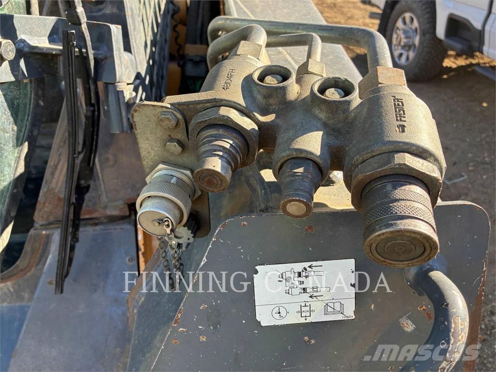 John Deere 333E Vikšriniai krautuvai