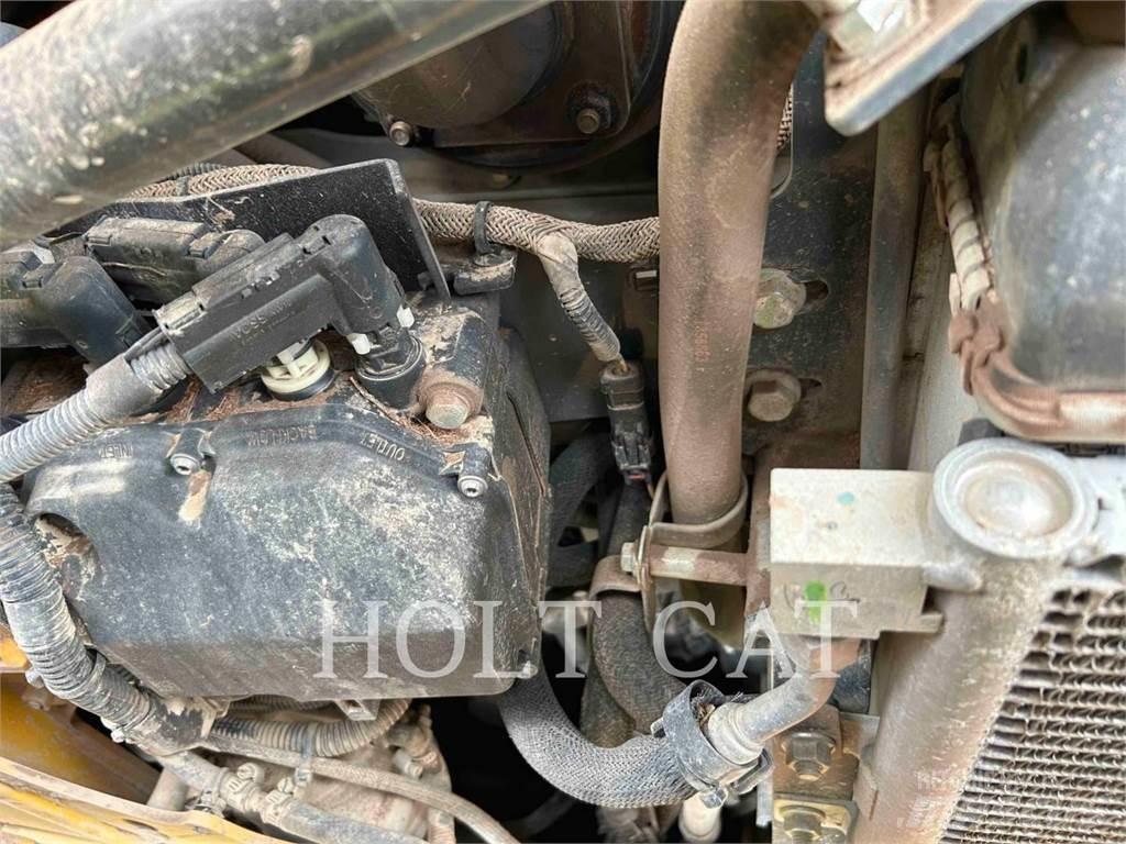 John Deere 333G Vikšriniai krautuvai