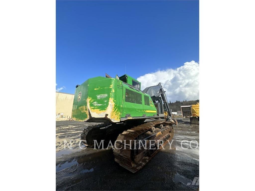 John Deere 3756G Miško traktoriai