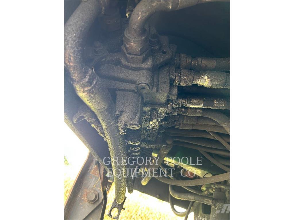 John Deere 437D Strėliniai krautuvai