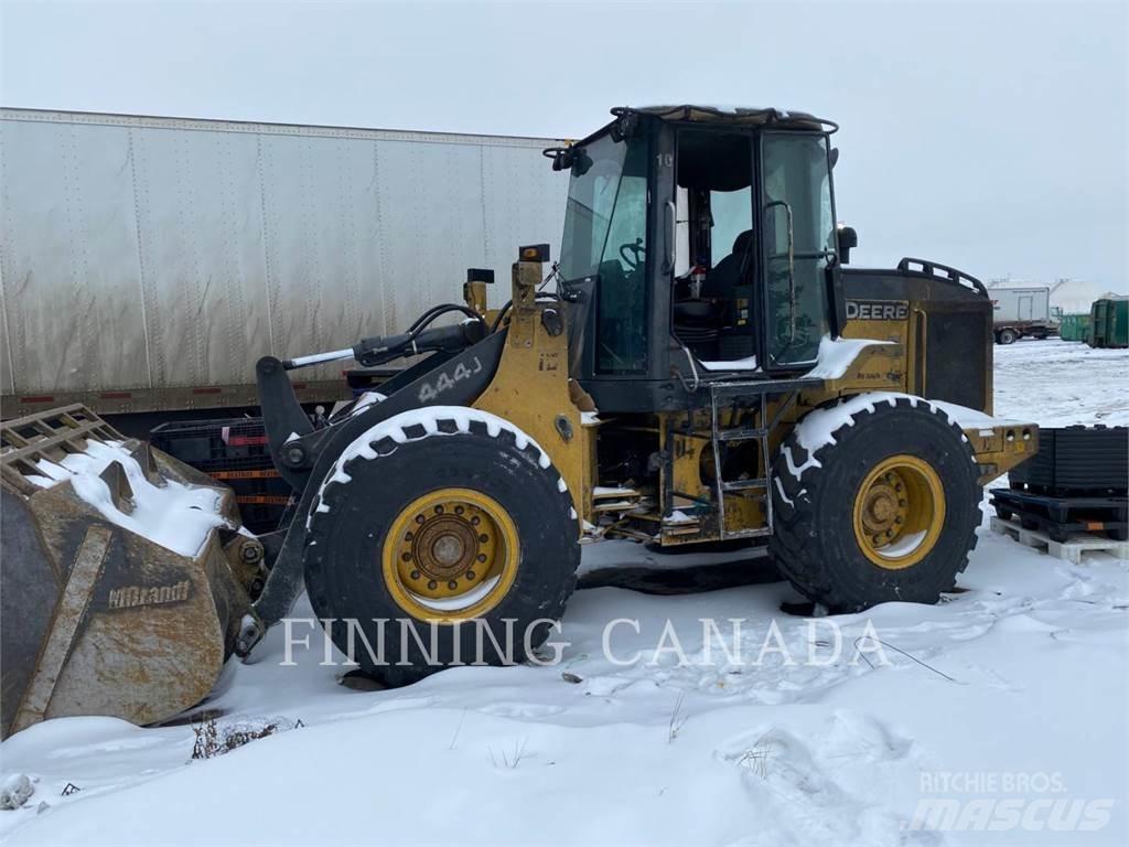 John Deere 444J Naudoti ratiniai krautuvai