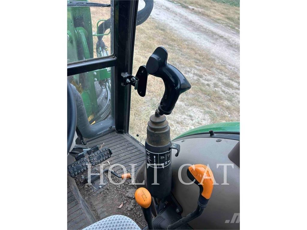 John Deere 5075E Traktoriai