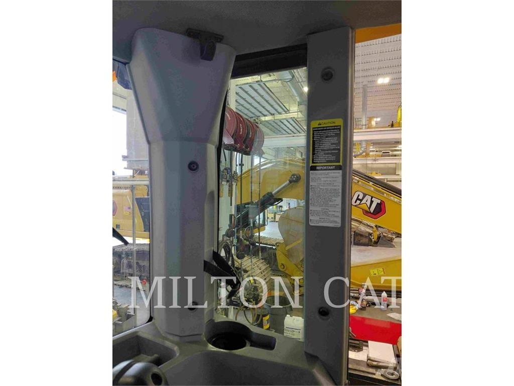 John Deere 524P Naudoti ratiniai krautuvai