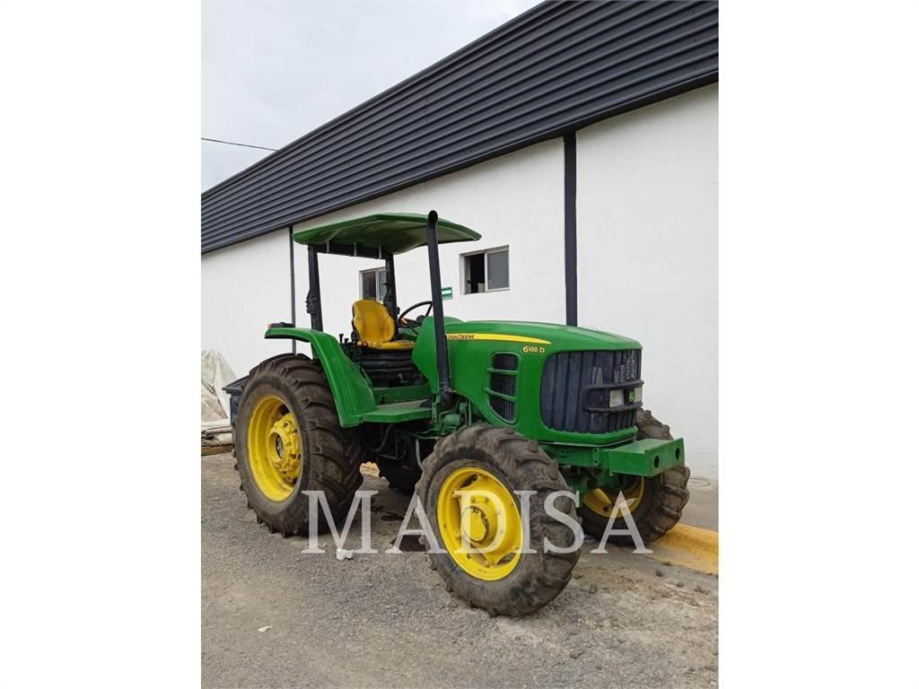 John Deere 6110D Traktoriai