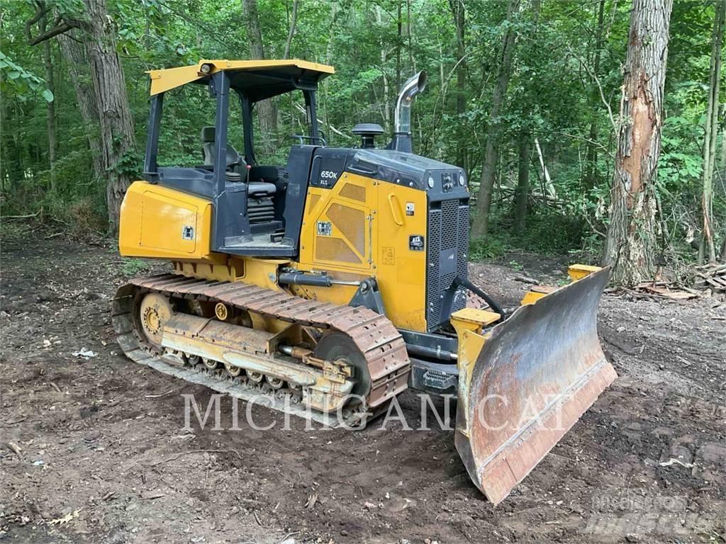 John Deere 650K Vikšriniai buldozeriai