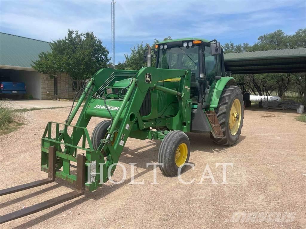 John Deere 7320 Traktoriai