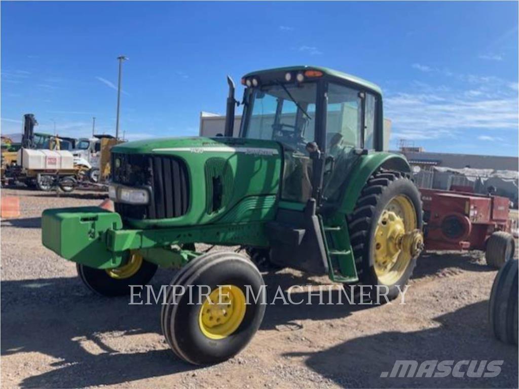 John Deere 7420 Traktoriai