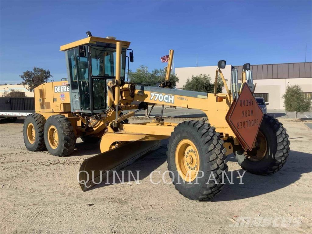 John Deere 770CH Greideriai