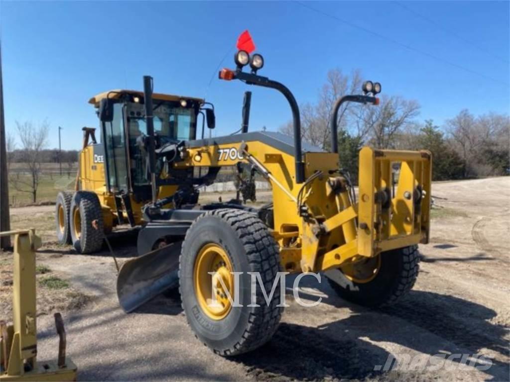John Deere 770G_JD Greideriai