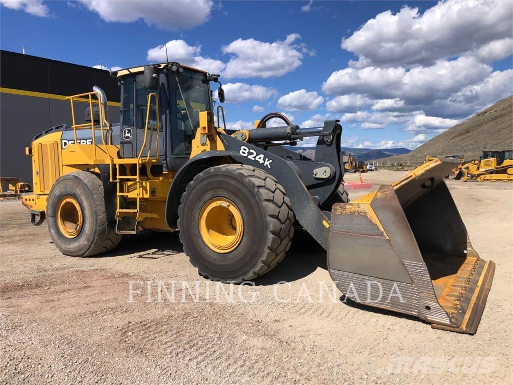 John Deere 824K Naudoti ratiniai krautuvai