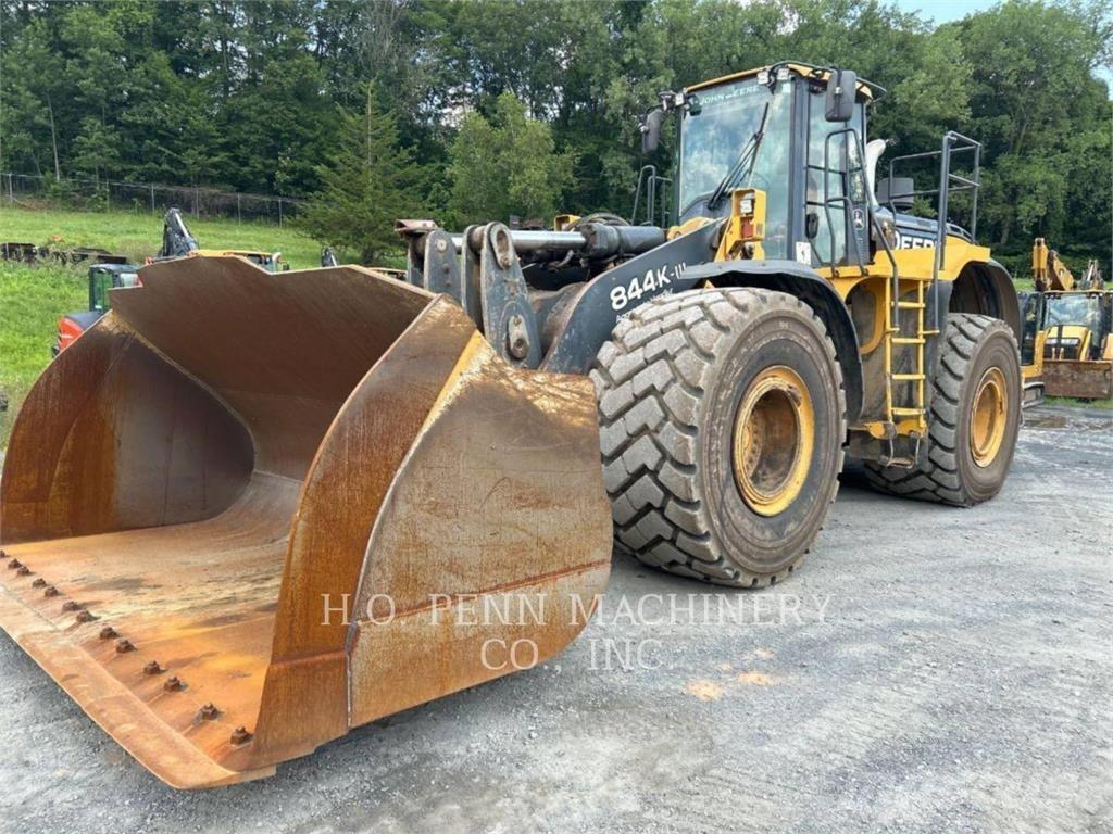 John Deere 844 Naudoti ratiniai krautuvai