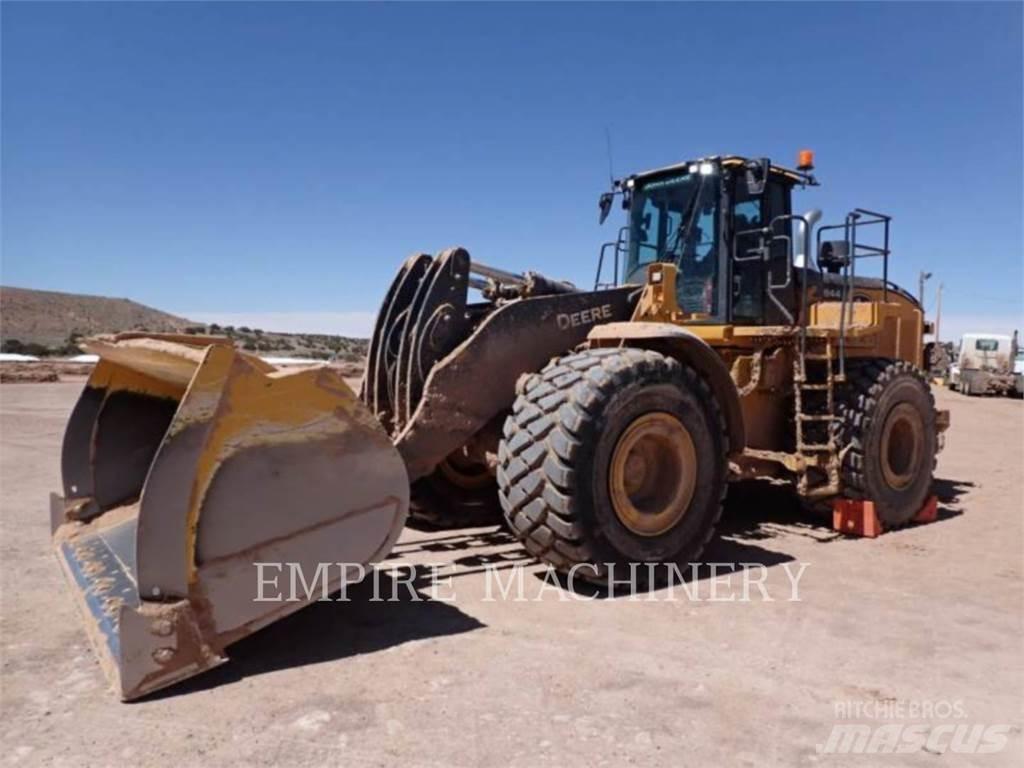 John Deere 844P Naudoti ratiniai krautuvai