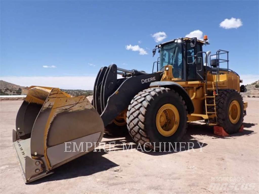 John Deere 844P Naudoti ratiniai krautuvai