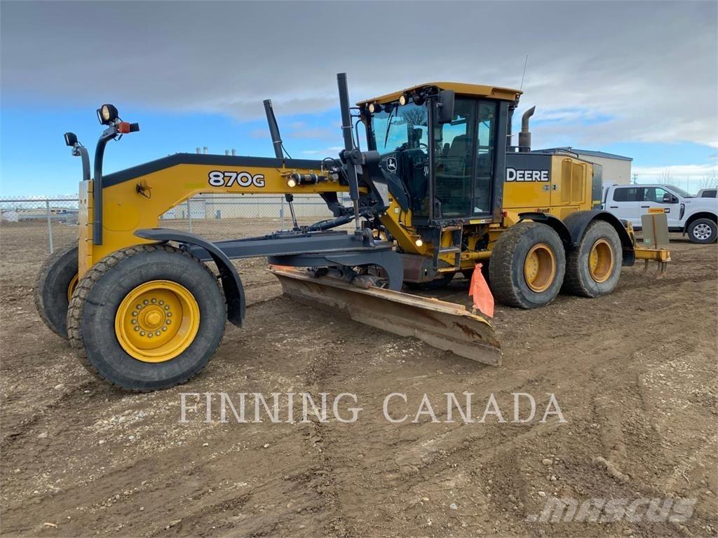 John Deere 870G Greideriai