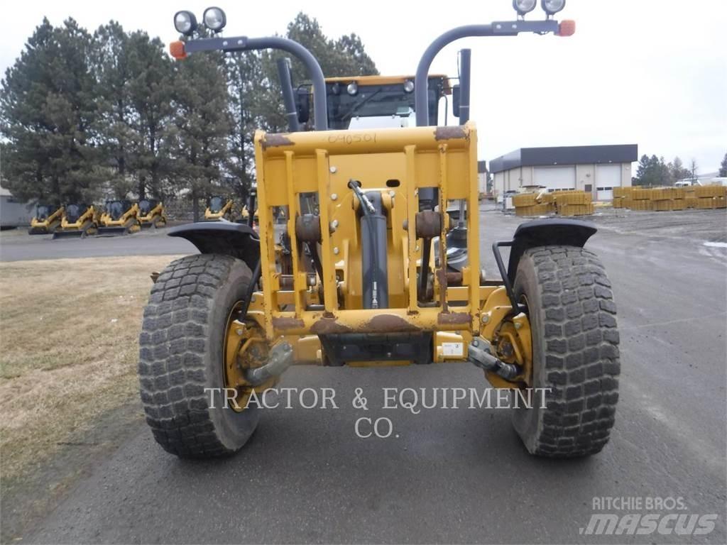 John Deere 872GP Greideriai