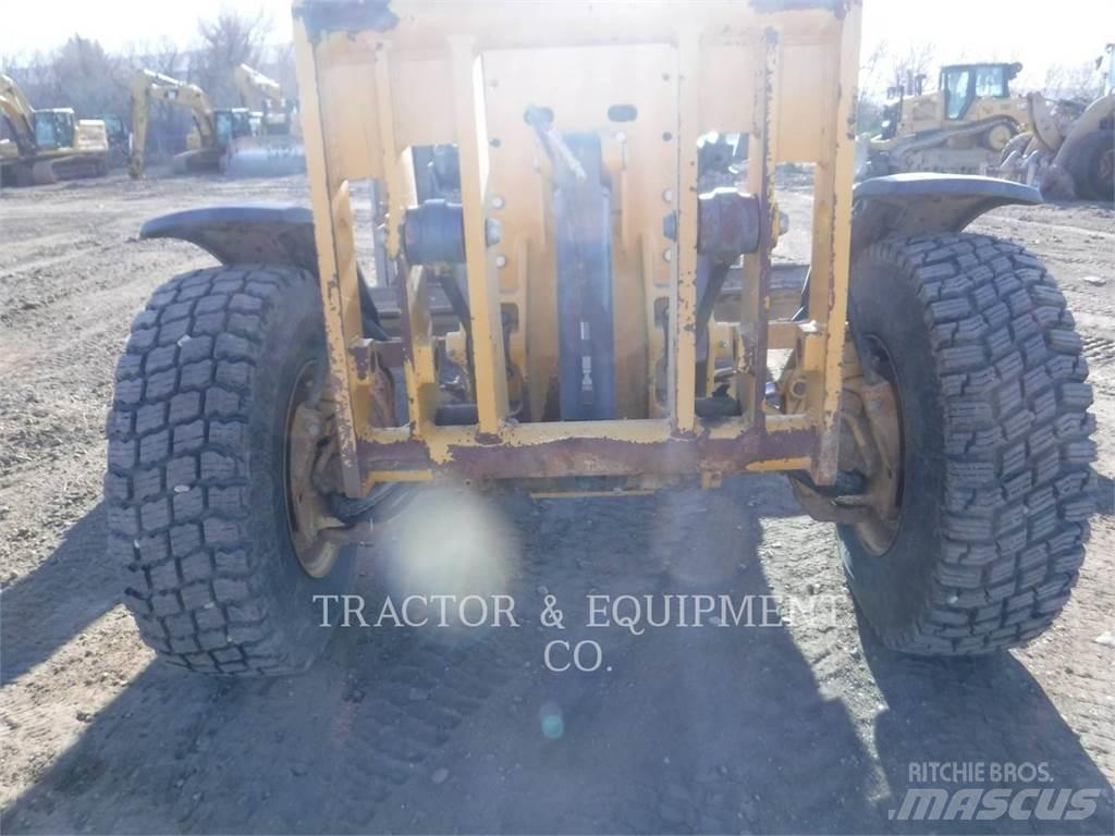 John Deere 872GP Greideriai