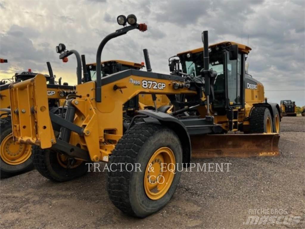 John Deere 872GP Greideriai