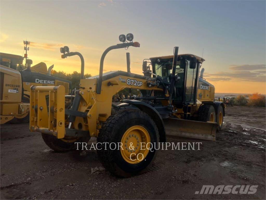 John Deere 872GP Greideriai