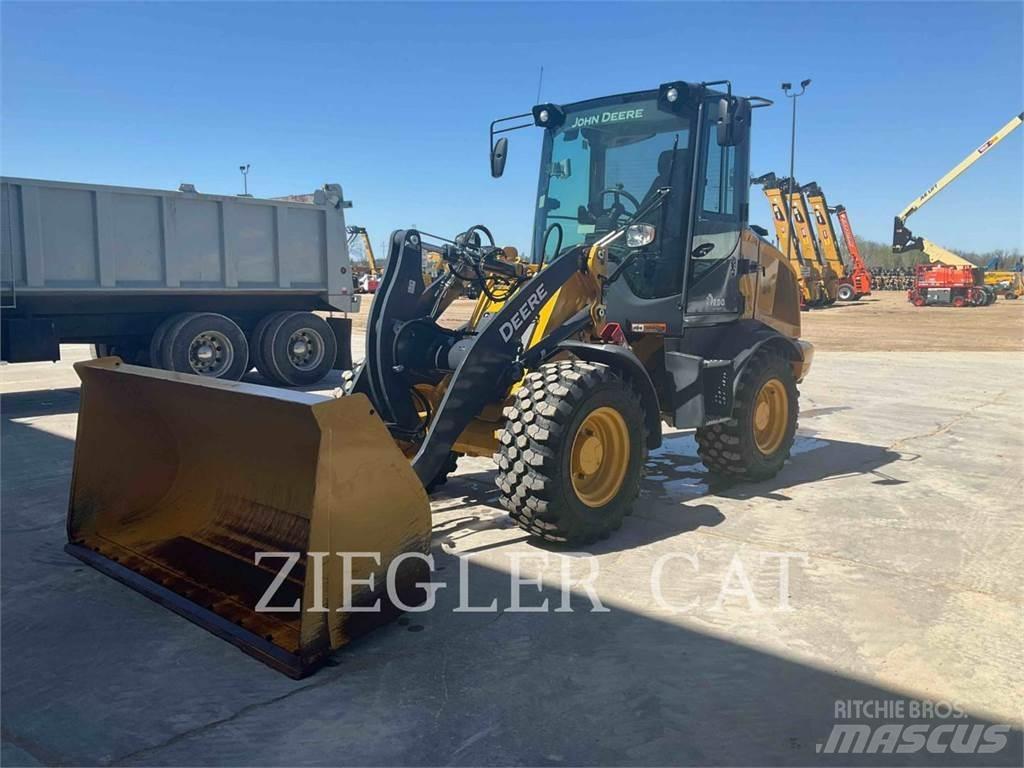 John Deere & CO. 244L Naudoti ratiniai krautuvai