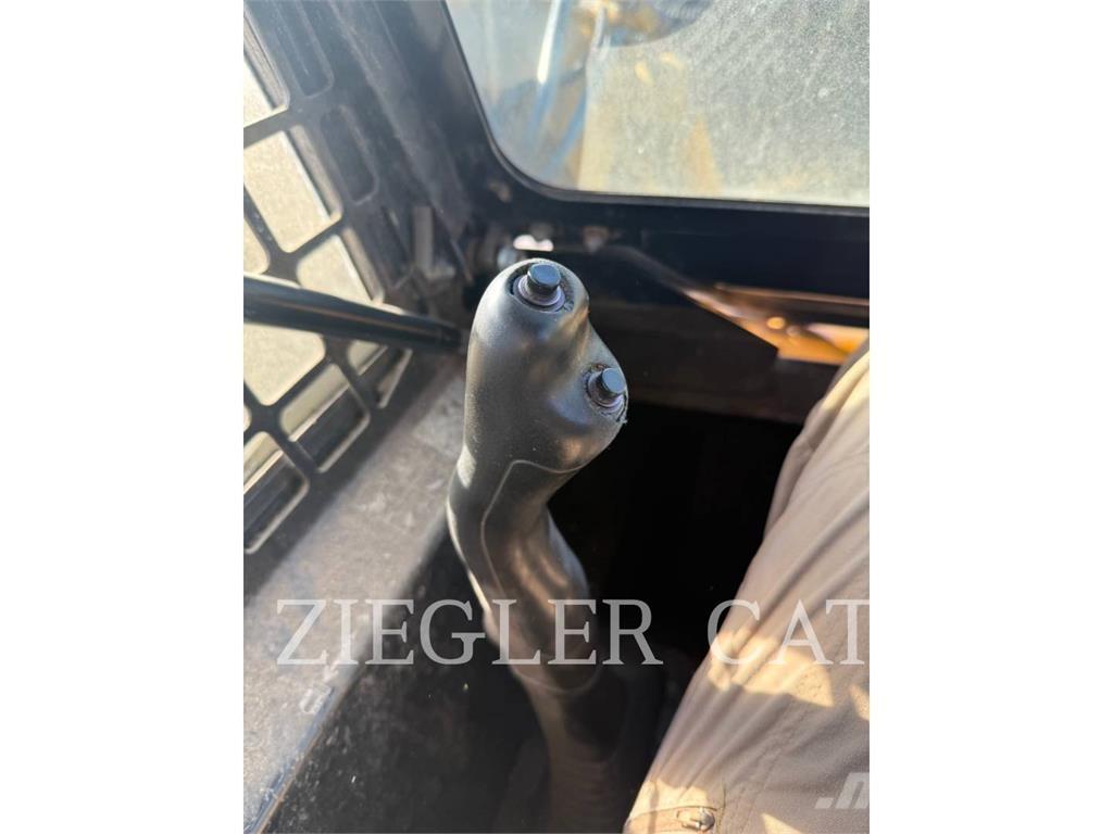 John Deere & CO. 270 Krautuvai su šoniniu pasukimu