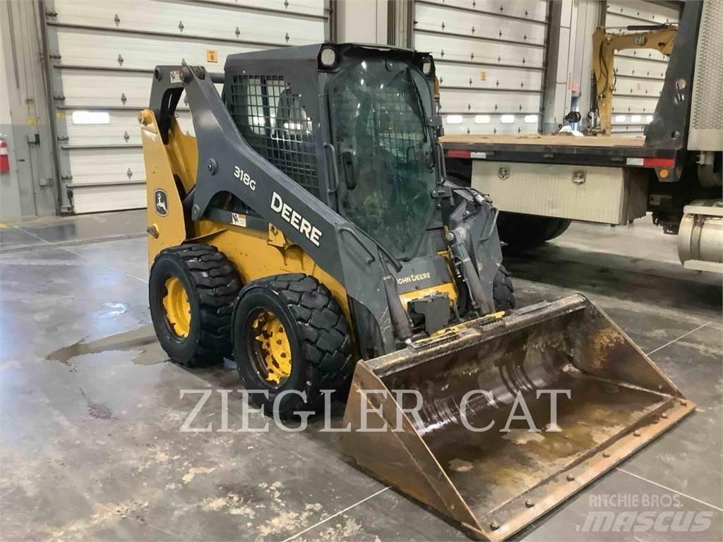 John Deere & CO. 318G Krautuvai su šoniniu pasukimu