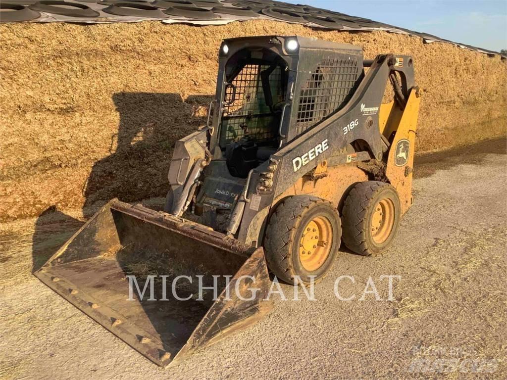 John Deere & CO. 318G Krautuvai su šoniniu pasukimu