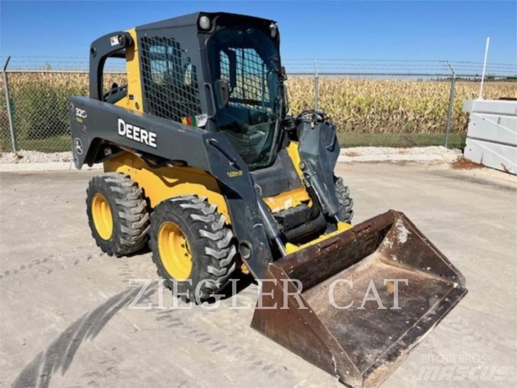 John Deere & CO. 328DS Krautuvai su šoniniu pasukimu